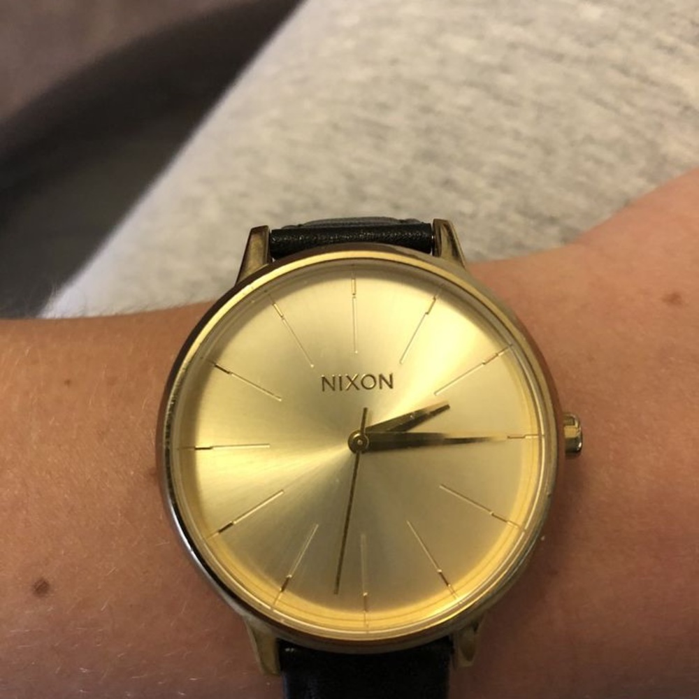 Nixon Kensington Watch Gold with Leather Strap